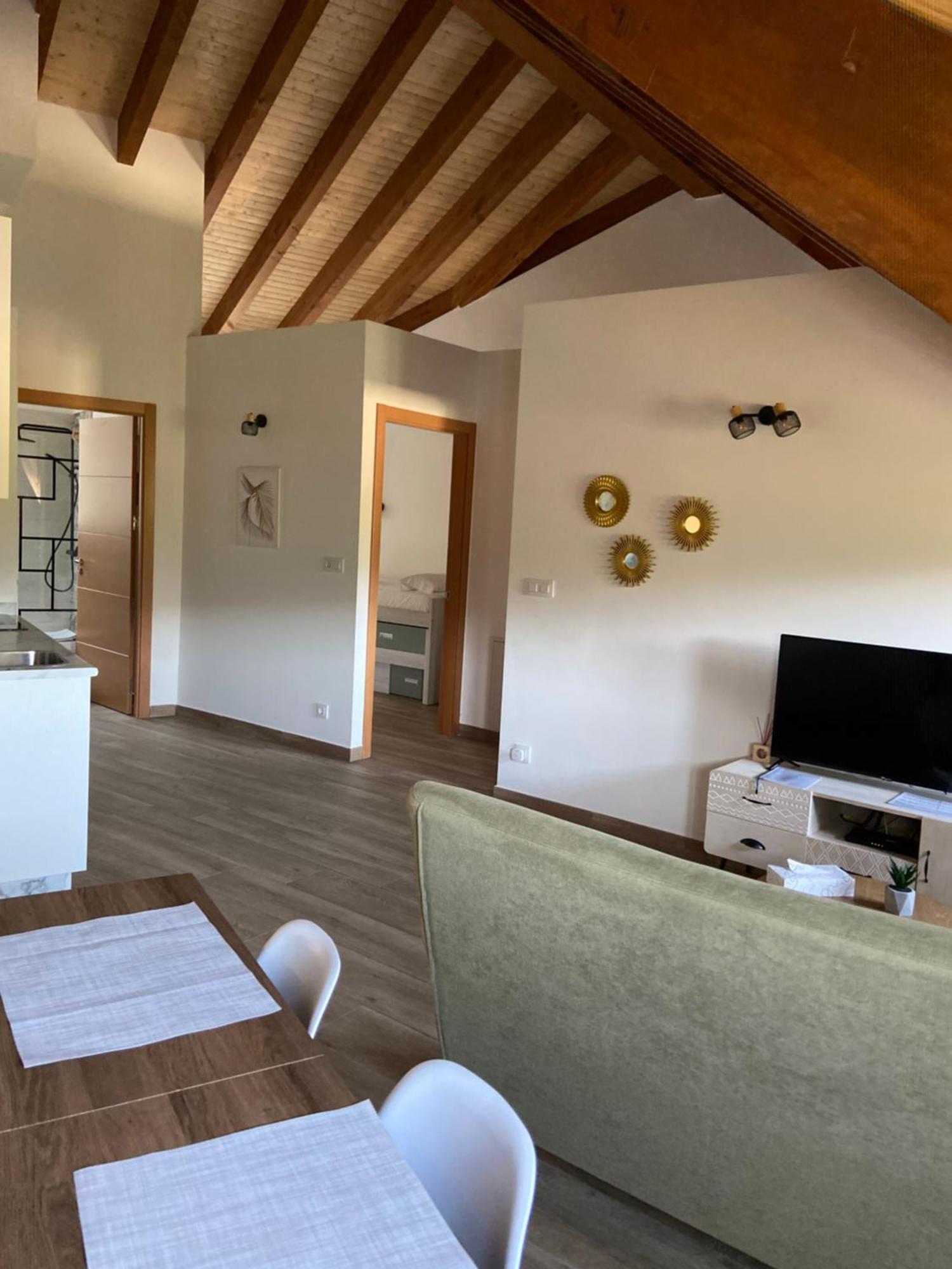Reginita Apartamentos Arbo Exteriér fotografie